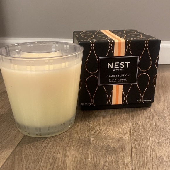 NEST New York Fragrance 3 Wick Orange Blossom Scented Candle - Picture 2 of 7